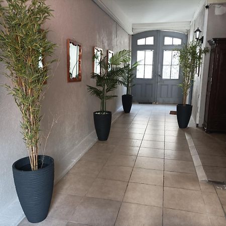 Saëns 5-T2 avec garage privé optionnel-Centre historique et plages à 16km ! Béziers Extérieur photo