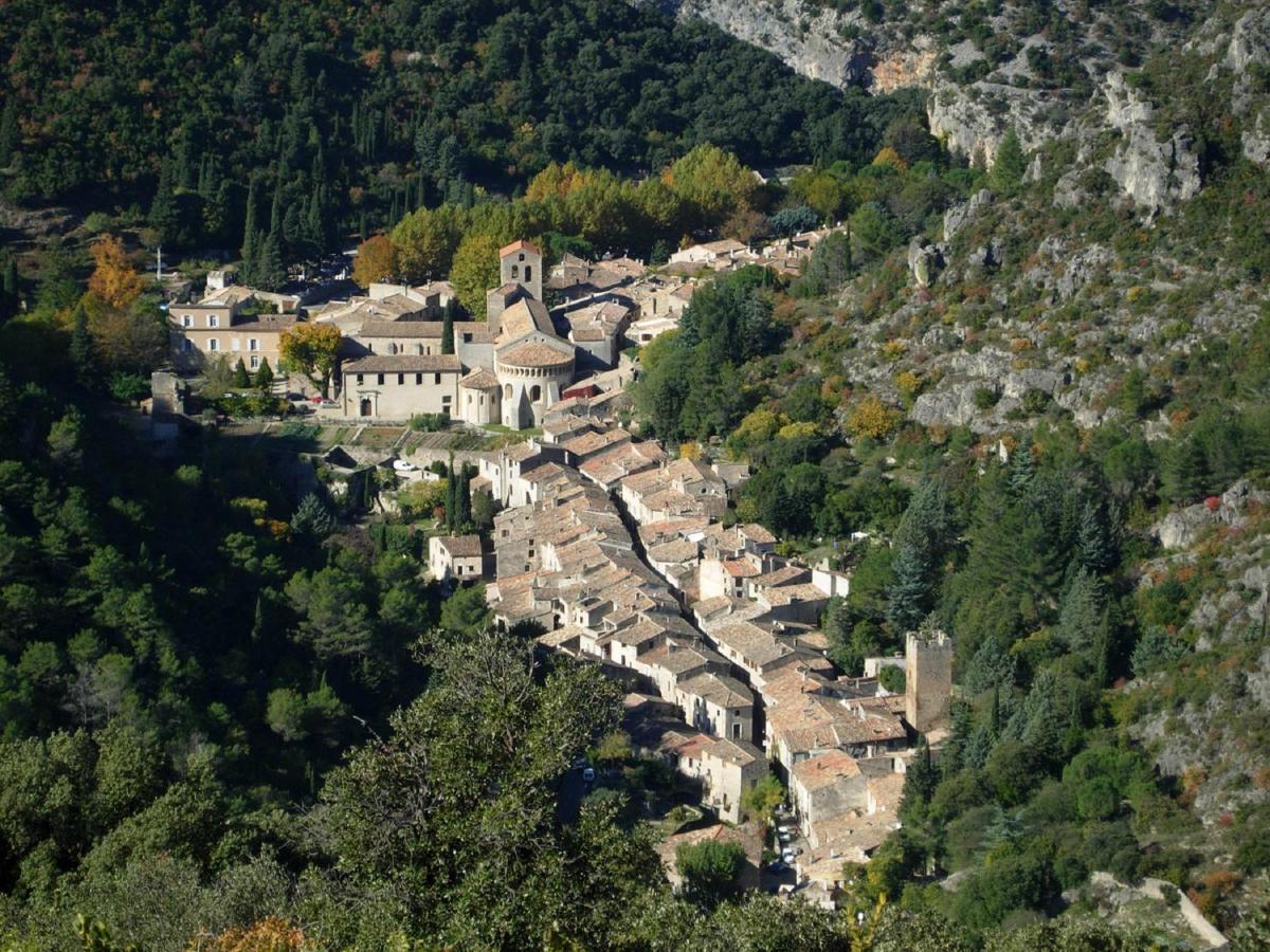Saëns 5-T2 avec garage privé optionnel-Centre historique et plages à 16km ! Béziers Extérieur photo